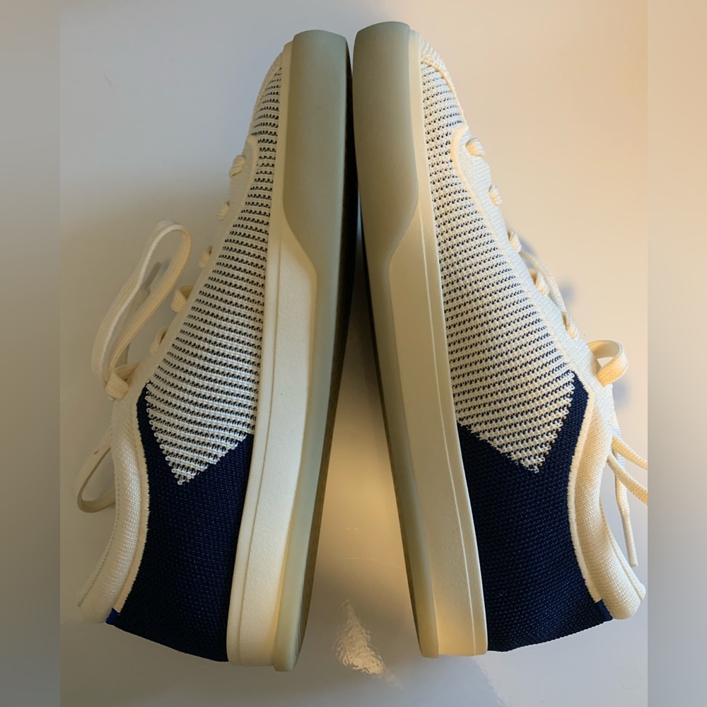 Rothy’s Lace Up Sneaker women’s size 8